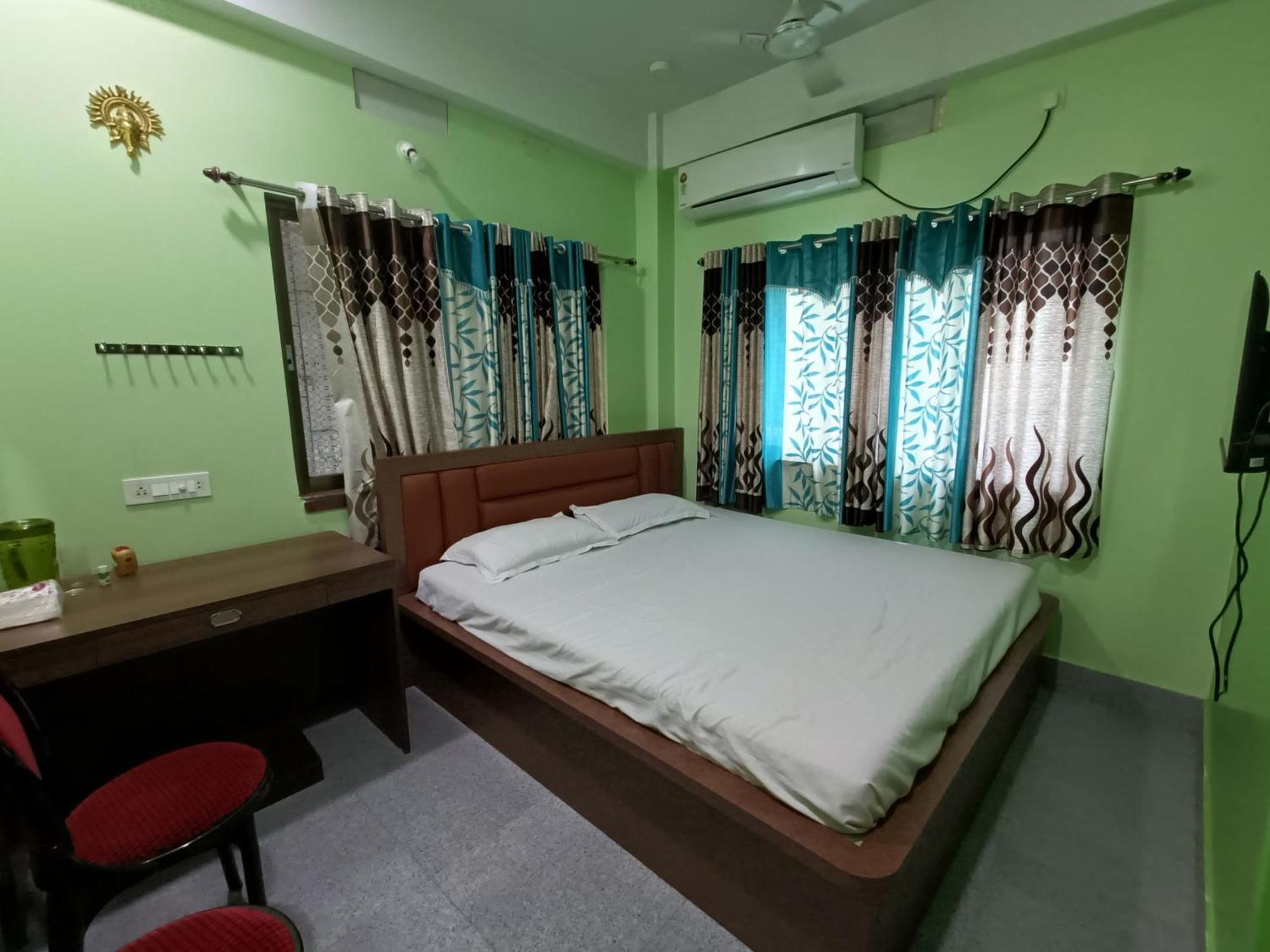 Ujjayanta Homestay Агартала Экстерьер фото