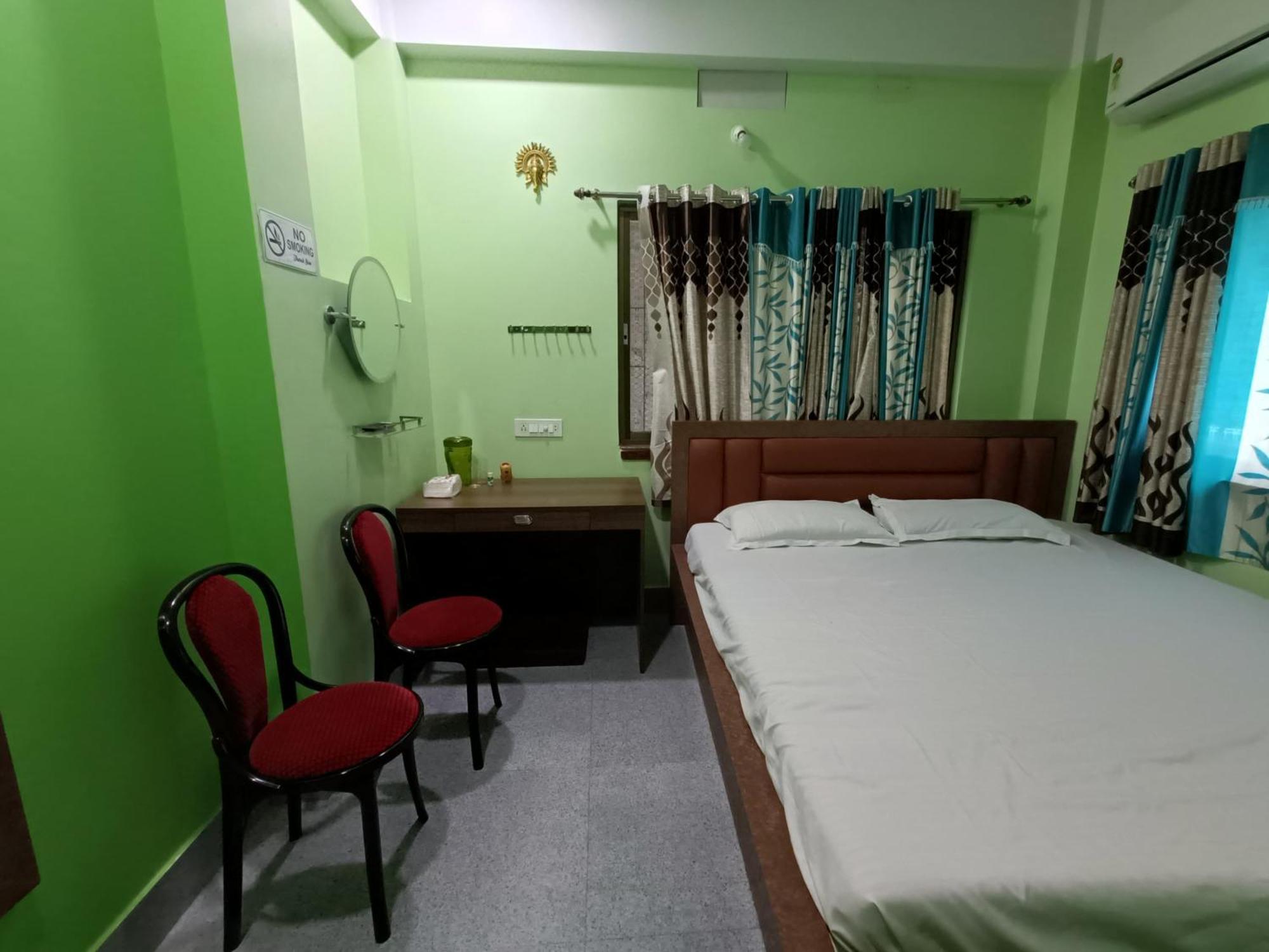 Ujjayanta Homestay Агартала Экстерьер фото